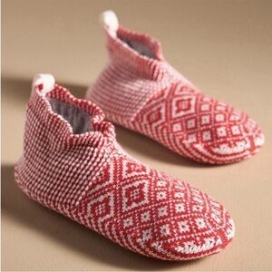 Anthropologie Bombas Diamond fairisle grippsocks size large NWOTread description